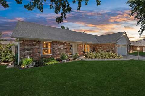 10037 Saint Helens Drive, Yukon, OK 73099