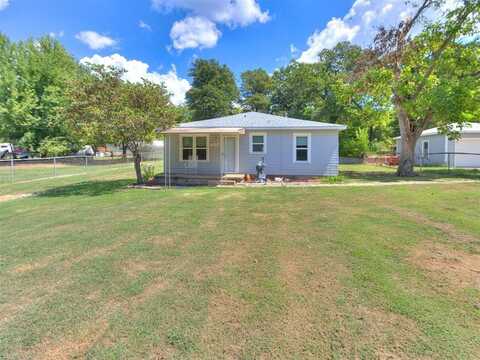 1912 N Saint Peter Avenue, Oklahoma City, OK 73141