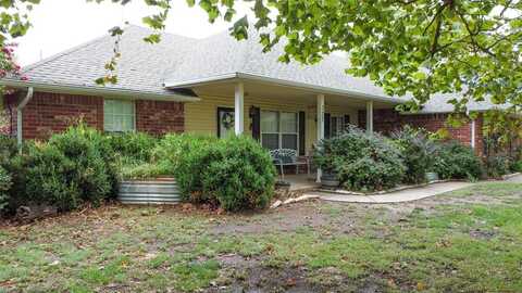 327 Englebretson Lane, Tuttle, OK 73089
