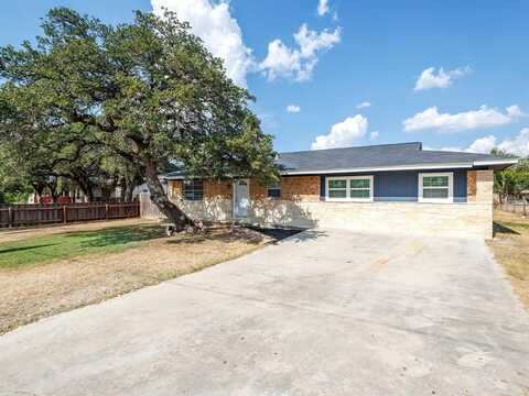 3408 Durham Avenue, Brownwood, TX 76801