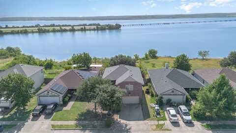 1614 Nina Drive, Dallas, TX 75051