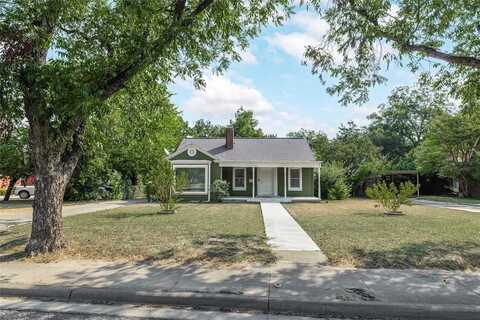 2204 Austin Avenue, Brownwood, TX 76801