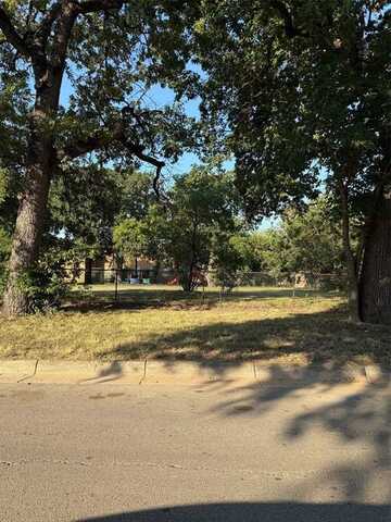 1501 Lee Avenue, Fort Worth, TX 76164