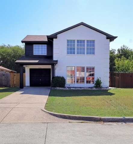 7213 Autumn Run Drive, Forest Hill, TX 76140