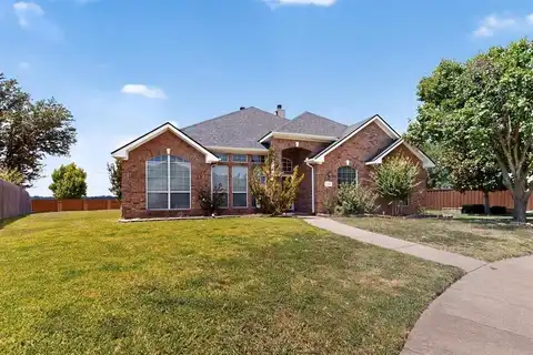 7705 Whitecedar Lane, Rowlett, TX 75089