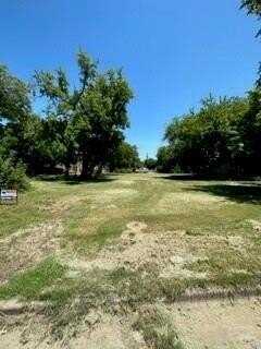 320 N Morris Street, Gainesville, TX 76240