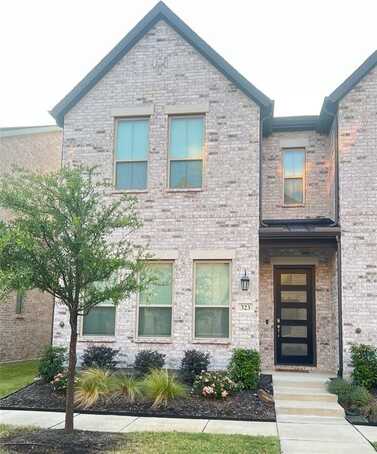 323 Colusa Drive, Lewisville, TX 75056