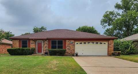 6410 Rock Springs Drive, Arlington, TX 76001