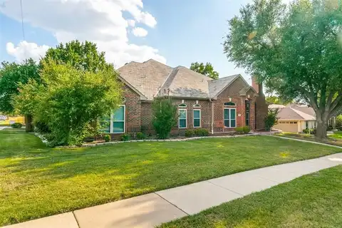 1801 Fern Court, Grapevine, TX 76051