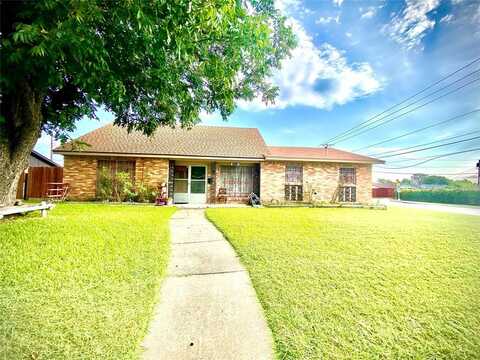 4001 Burning Tree Lane, Garland, TX 75042