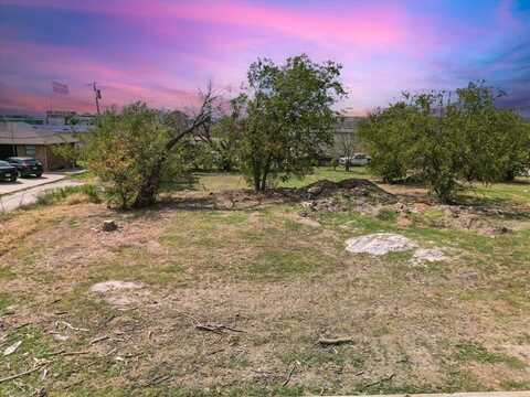 107 N Baker Street, Ferris, TX 75125