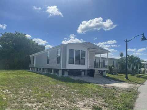 6974 41st Avenue N, Riviera Beach, FL 33404