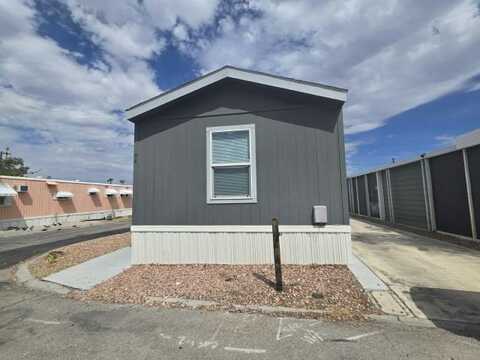 2038 Palm St., Las Vegas, NV 89104