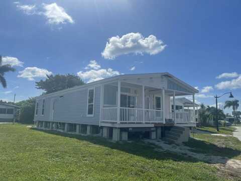 6980 41st Avenue N, Riviera Beach, FL 33404