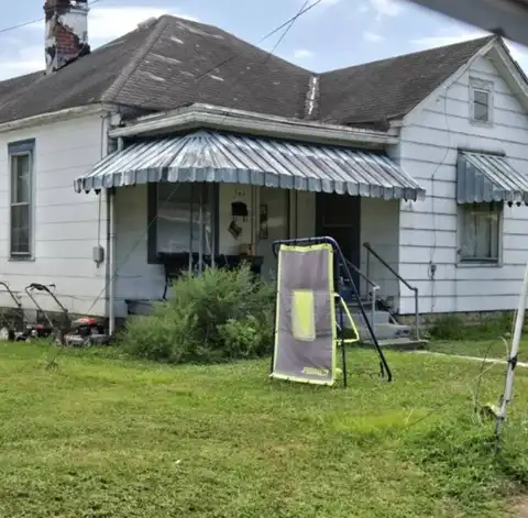303 CRUMP ST, RACELAND, KY 41169