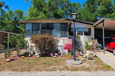 8801 Moonrise Ln, Floral City, FL 34436