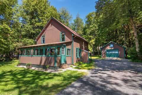 89 Hunt Lake Rd, Corinth, NY 12822