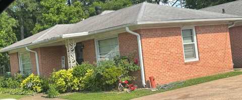 305 Smith Street, Magnolia, AR 71753