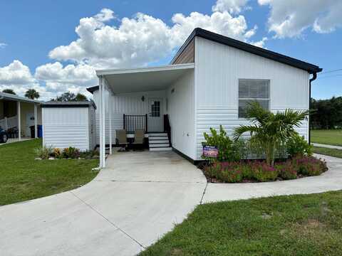 900 Bonaire W, Venice, FL 34285