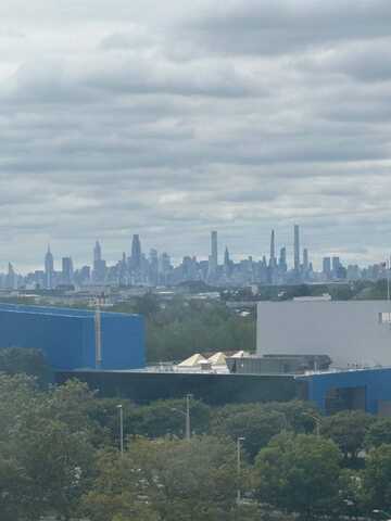 25-34 Union St, Flushing, NY 11354