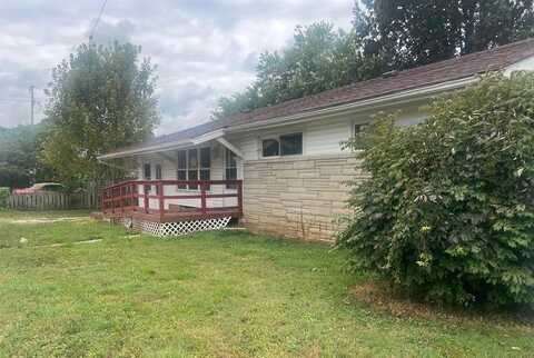 315 River St., Hawesville, KY 42348