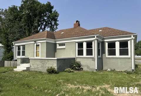 200 W DELAWARE Street, Fairfield, IL 62837
