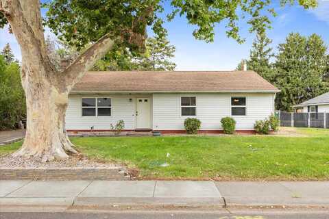 647 Cottonwood Dr, Richland, WA 99352