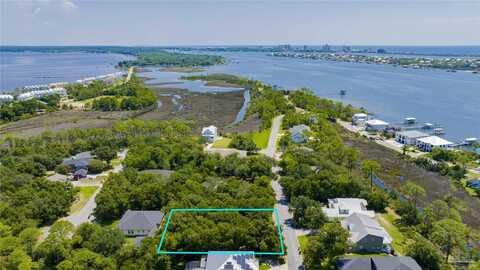 16278 Narwhal Dr, Pensacola, FL 32507