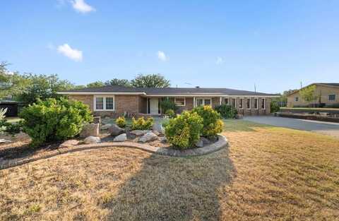 2802 Navajo Drive, Big Spring, TX 79720