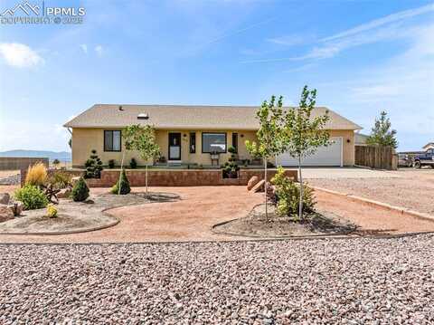 207 S Montecito Drive, Pueblo, CO 81007