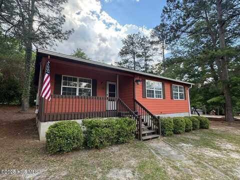 1290 W Michigan Avenue, Southern Pines, NC 28387