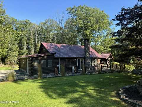 2940 Owego Turnpike, Hawley, PA 18428