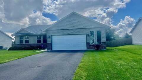 816 Acadia, ROSCOE, IL 61073
