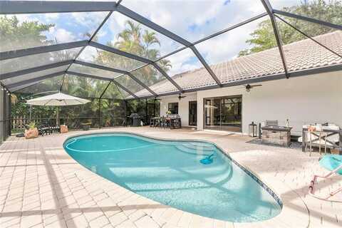8626 NW 50th Dr, Coral Springs, FL 33067
