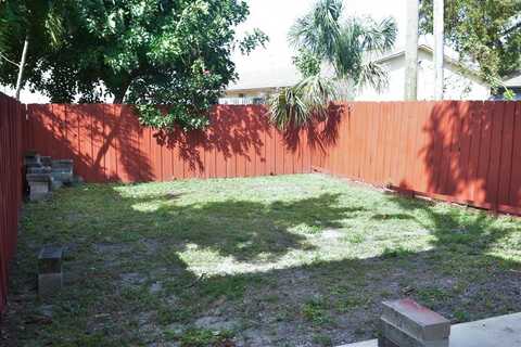 1039 NW 7th Ter, Fort Lauderdale, FL 33311