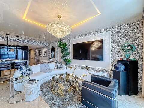 1800 S Ocean Dr, Hallandale Beach, FL 33009