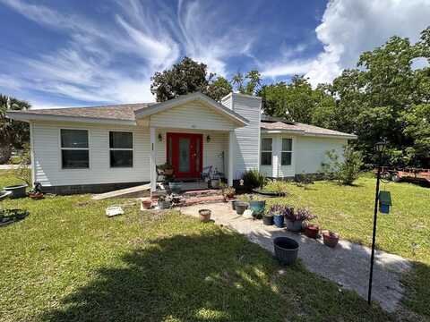 411 Ling St, Port Saint Joe, FL 32456