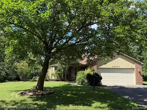 29205 Greening Street, Farmington Hills, MI 48334