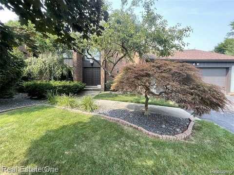 2 Brookwood Lane, Dearborn, MI 48120