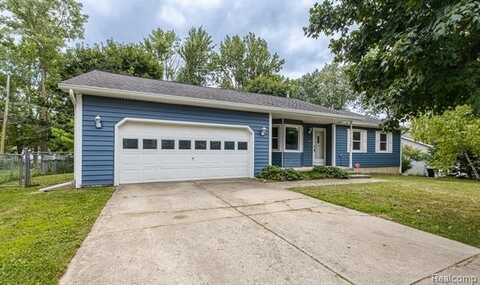 948 McClellan Street, Lake Orion, MI 48362