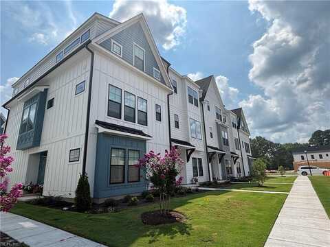 900 Jennings Ln, Chesapeake, VA 23322