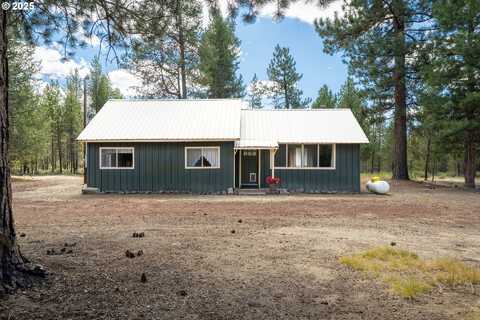 652 CHAPMAN ST, Gilchrist, OR 97737