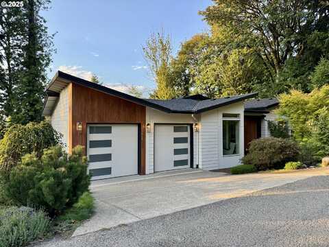 17808 HILLSIDE WAY, Lake Oswego, OR 97034