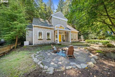 3308 BAYVIEW TER, Seaside, OR 97138