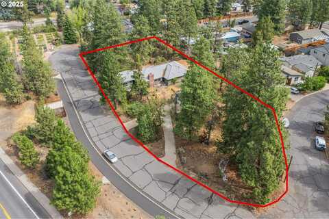 438 NE 9TH ST, Bend, OR 97701