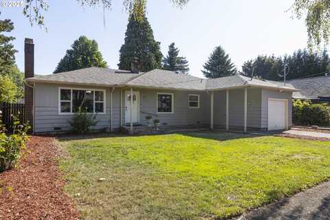 825 HIGH ST, Woodburn, OR 97071