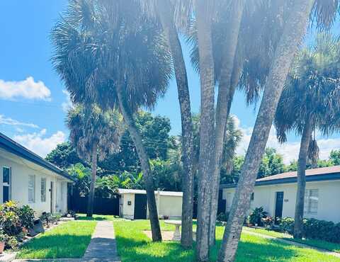 9326 Sunrise Drive, West Palm Beach, FL 33403