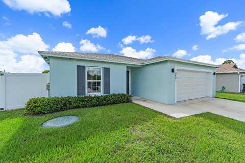 4601 SW Scanavino Street, Port Saint Lucie, FL 34953
