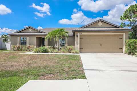 1738 SE Blackwell Drive N, Port Saint Lucie, FL 34952