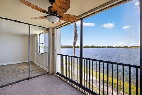 117 Lake Emerald Drive, Oakland Park, FL 33309